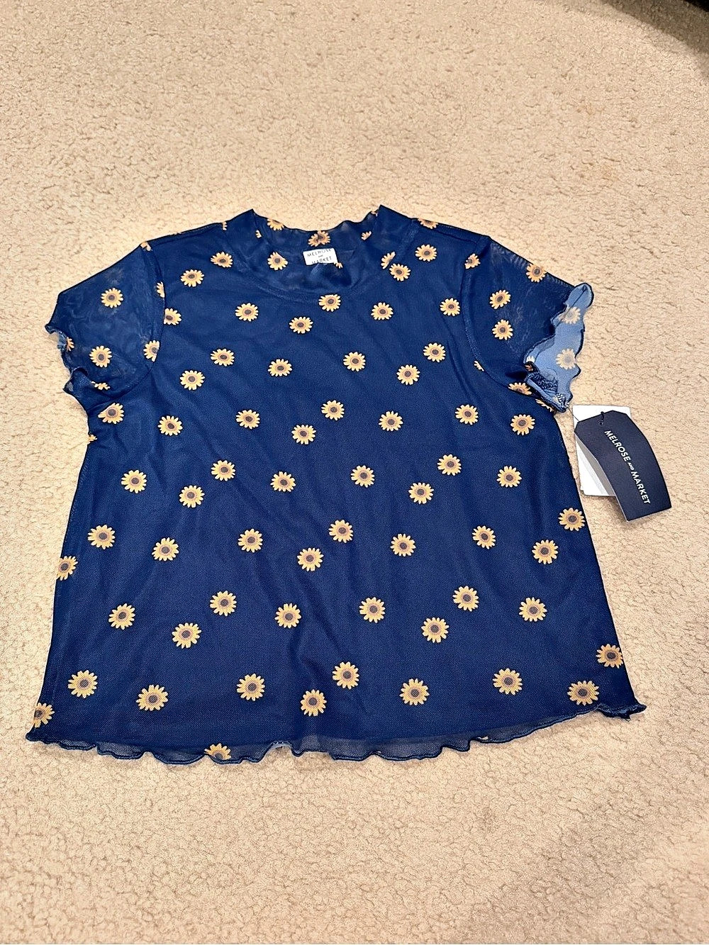 Melrose and Market Floral Short Sleeve Top in Blue Size Medium NWT